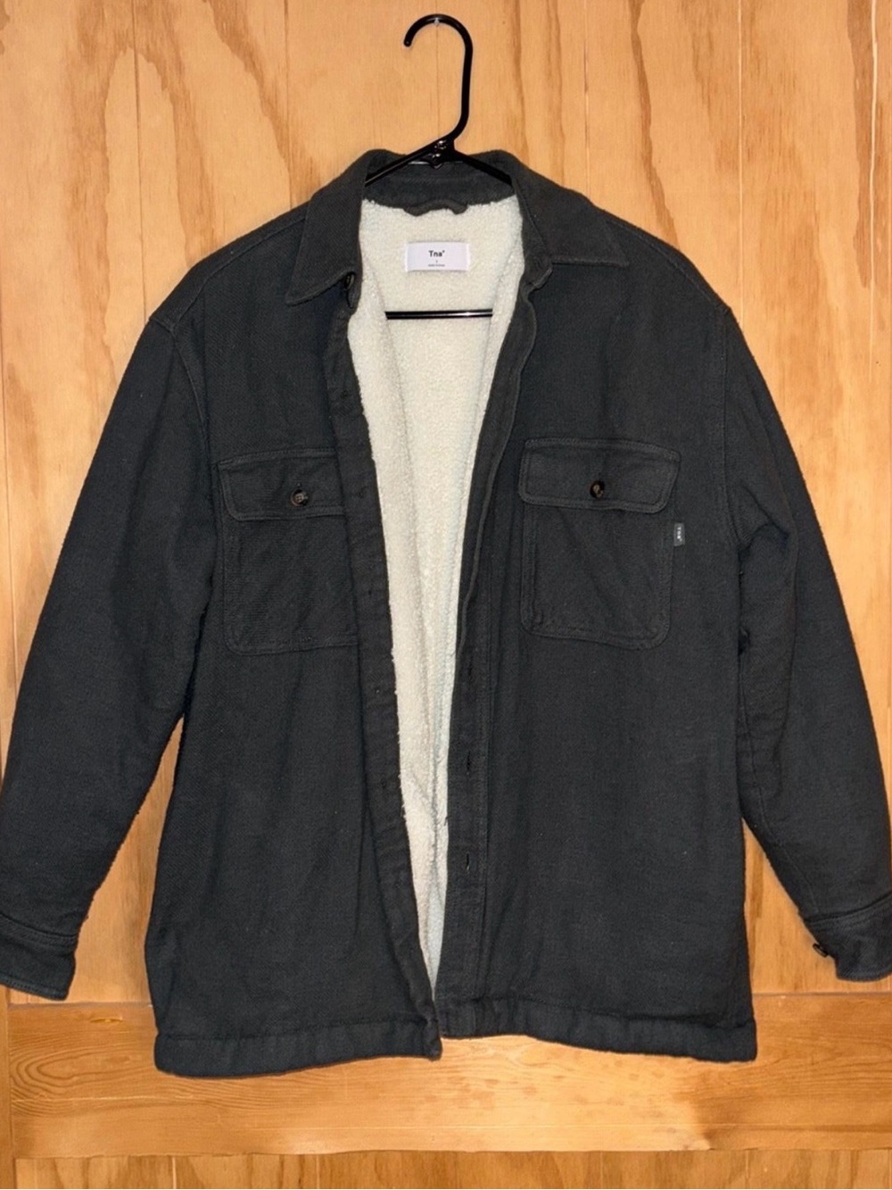 Aritzia Black Sherpa-Lined Shirt Jacket with Cream Lining! 198 MSRP so good!